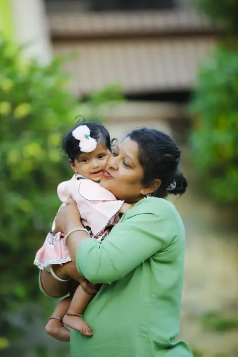 Baby and maternity photoshoot in Gurgaon by Chirag Photo World
